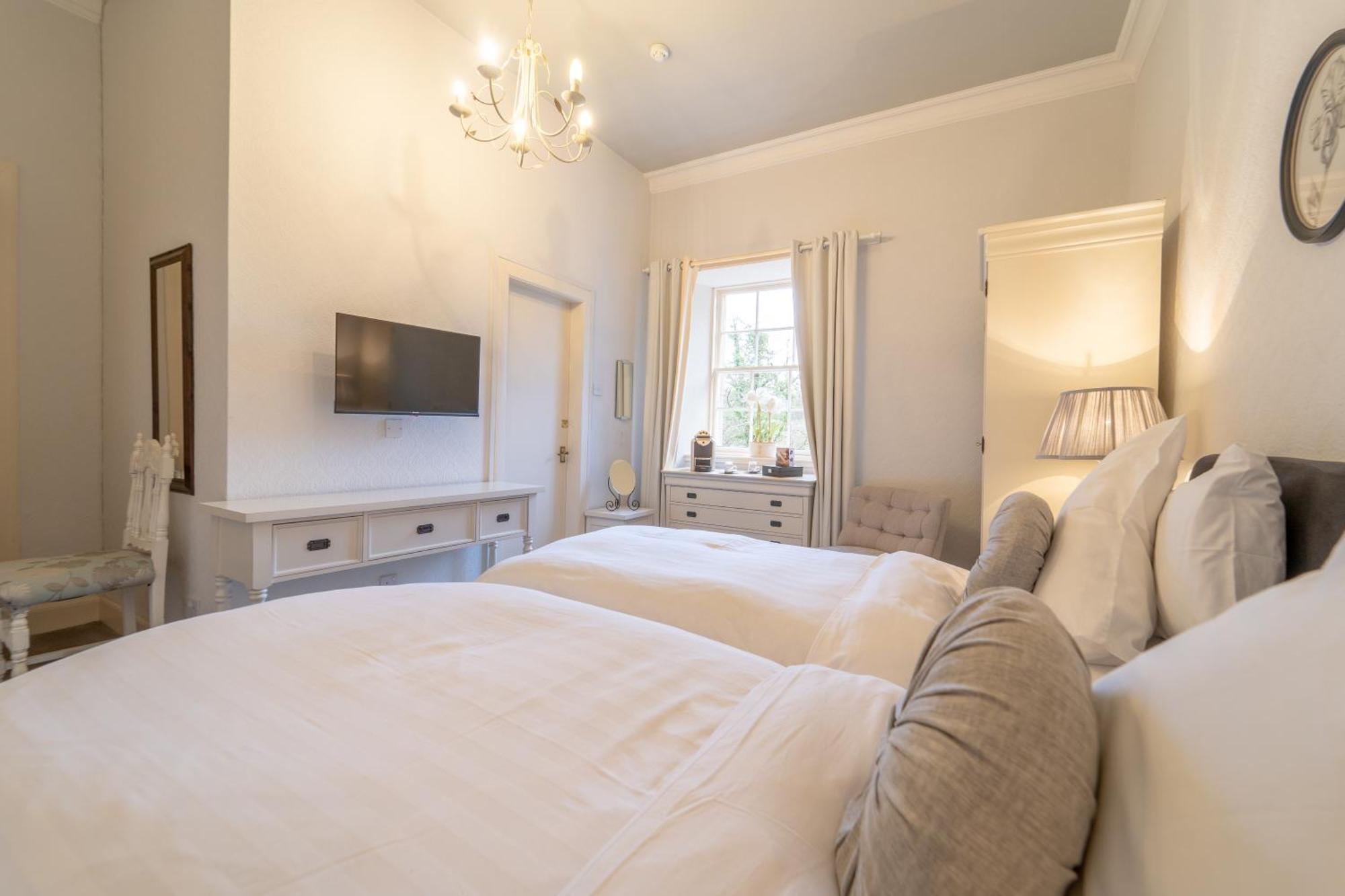 Bankton House Hotel Livingston Buitenkant foto
